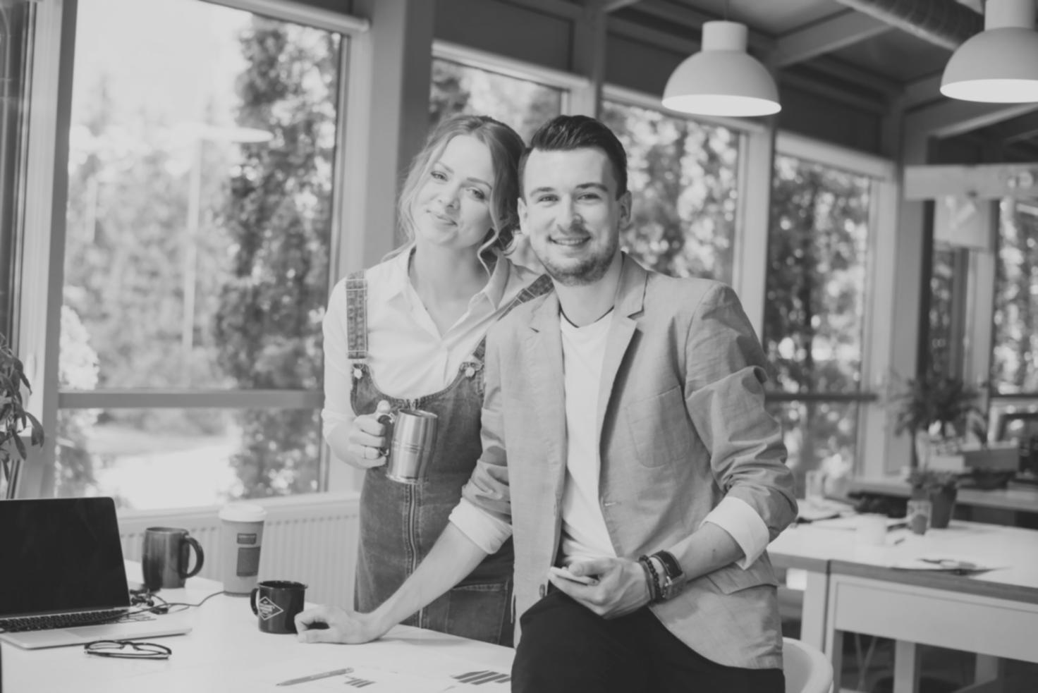Teamarbeit bei lovenvaivo Finanzberatung